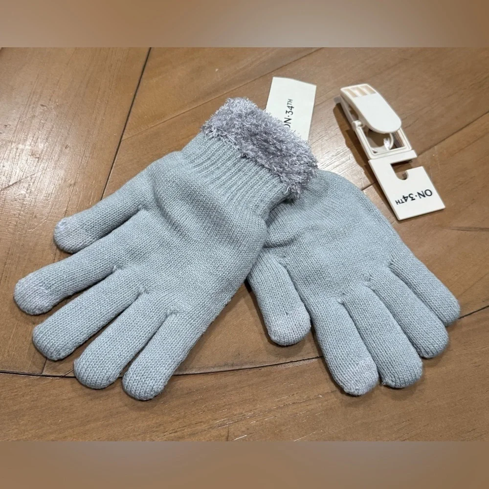 Women’s rib stitch fuzzy cuff gloves